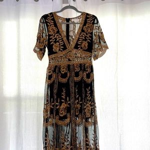 Black/multicolor detailed maxi dress